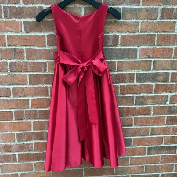 Elegant Red Kids Dress with Bow - Picture 5 of 7